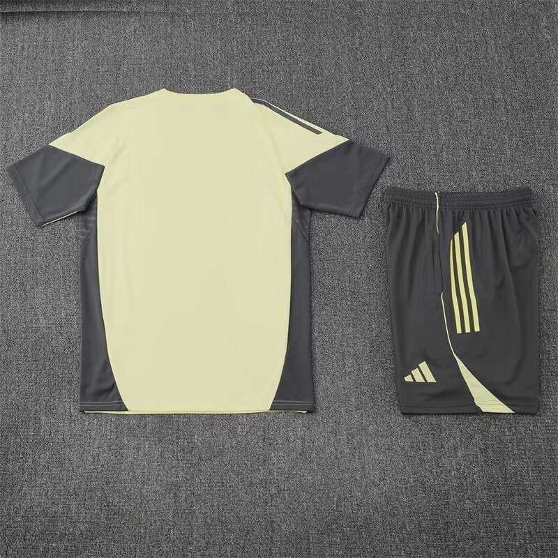 2025/2026 Real Madrid Training Set