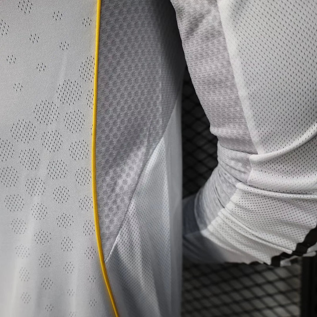 Real Madrid 2025/2026 Home Kit Long Sleeve