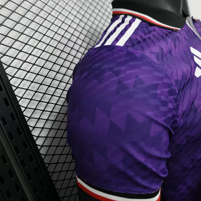 Manchester United "Midnight Essence" Limited Jersey