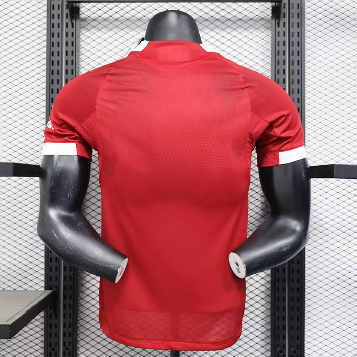 Liverpool 2025/2026 Home Kit