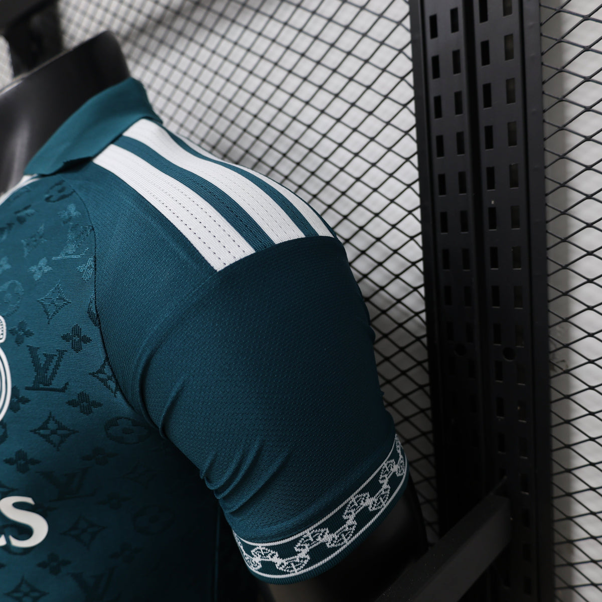 2026/2027 Real Madrid x LV Limited Jersey