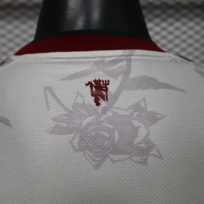 Manchester United "Rose Heritage" Limited Jersey