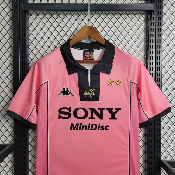 Juventus Retro 1997-1998 Away Kit