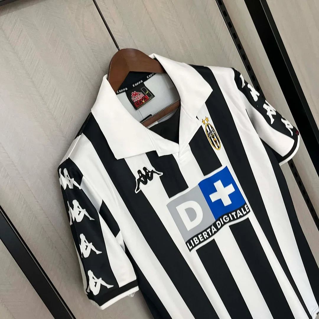 1999-2000 Retro Juventus Home Jersey