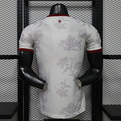Manchester United "Rose Heritage" Limited Jersey