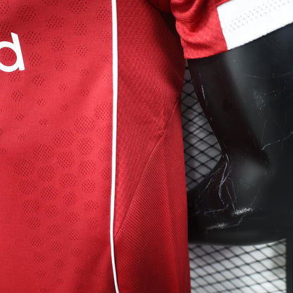 Liverpool 2025/2026 Home Kit