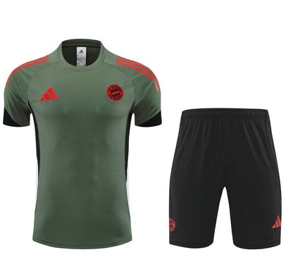 2025/2026 Bayern Munchen Training Set