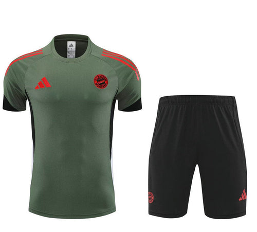 2025/2026 Bayern Munchen Training Set