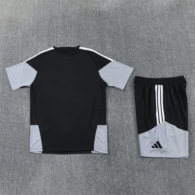 2026/2027 Spain Black Set