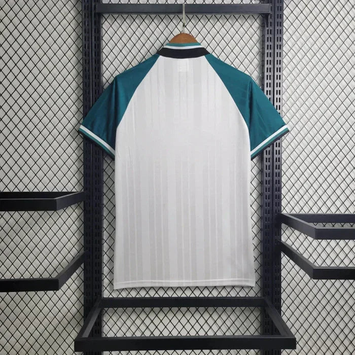 Liverpool Retro 1993-1994 Away Kit