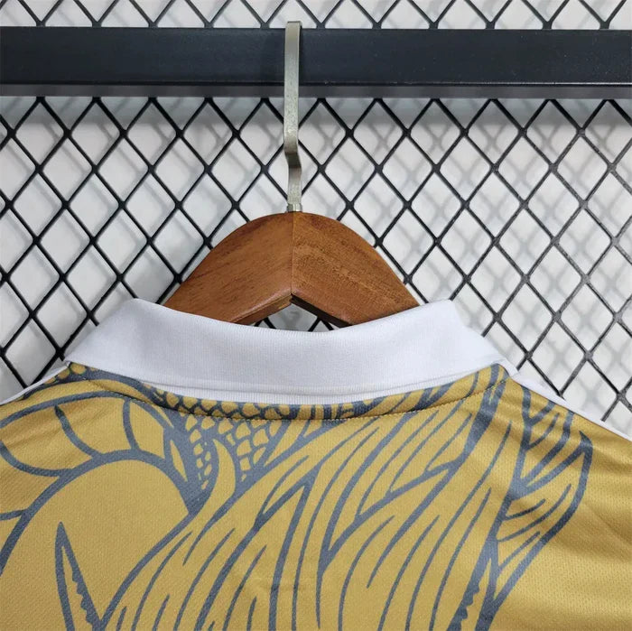 Real Madrid "Dragón Dorado" Limited Jersey