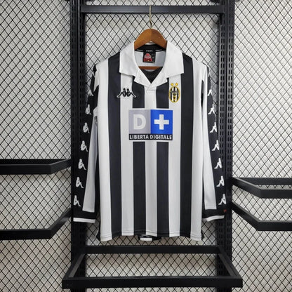 1999-2000 Retro Juventus Home Jersey  Long Sleeve