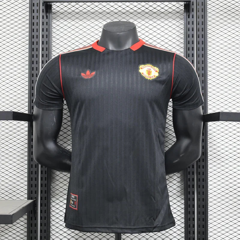 Manchester United 2025/2026 Limited Jersey