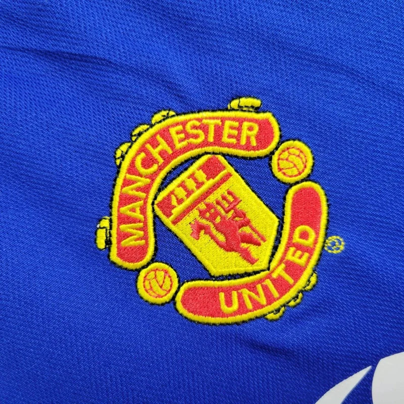 2005/2006 Retro Manchester United Away Jersey