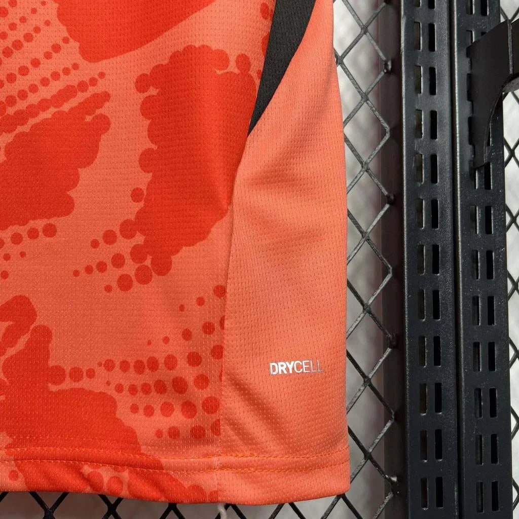 2024/2025 Manchester City Goalkeeper Away Kit
