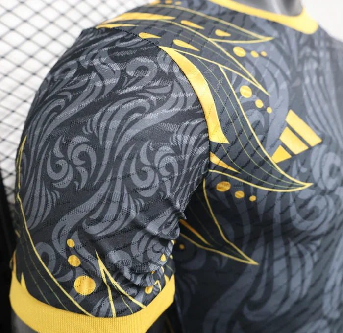 Real Madrid "Golden Wolf" Limited Jersey