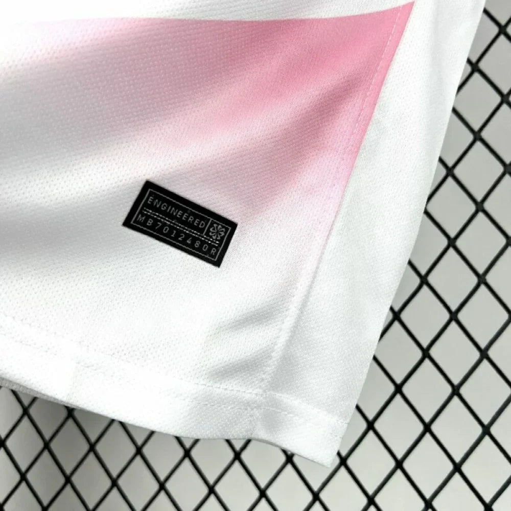 Barcelona "Pink Wave" Limited Jersey