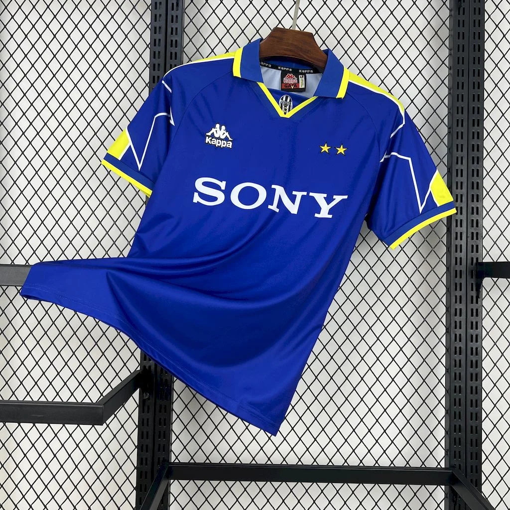 1996-1997 Retro Juventus Away Jersey
