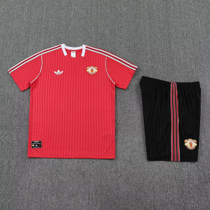 Manchester United Retro Training Set