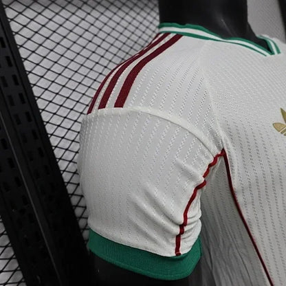 Liverpool "Liverbird Legacy" Limited Jersey