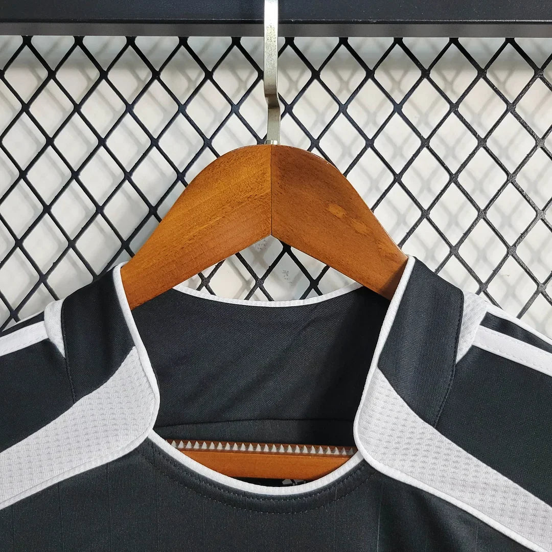 2006/2007 Retro Real Madrid Away Jersey