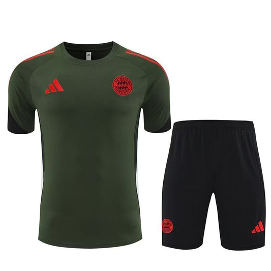 2025/2026 Bayern Munchen Training Set