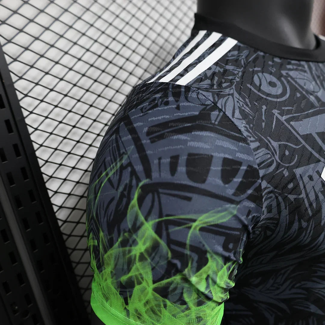 Liverpool "Night Predator" Limited Jersey