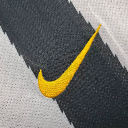 2010-2011 Retro Juventus Home Jersey